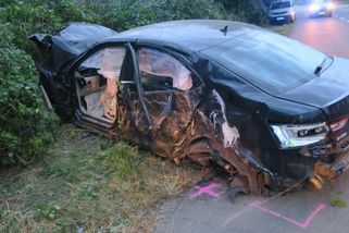 Po nehodě vyletěl ze superbu motor. Opilý řidič vystoupil takřka bez šrámu - Novinky